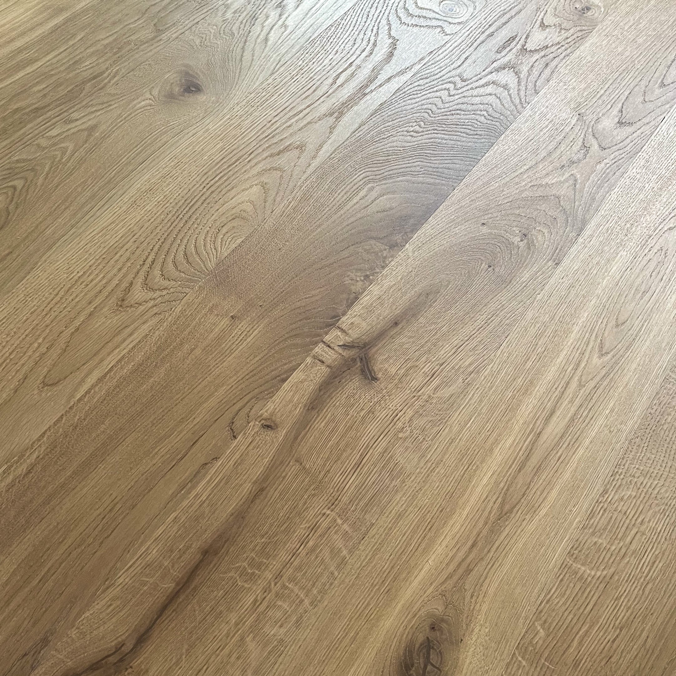 Podłoga Drewniana Dąb Deka 3-Warstwowa Kolor Breslau 13/140/1600-2000mm