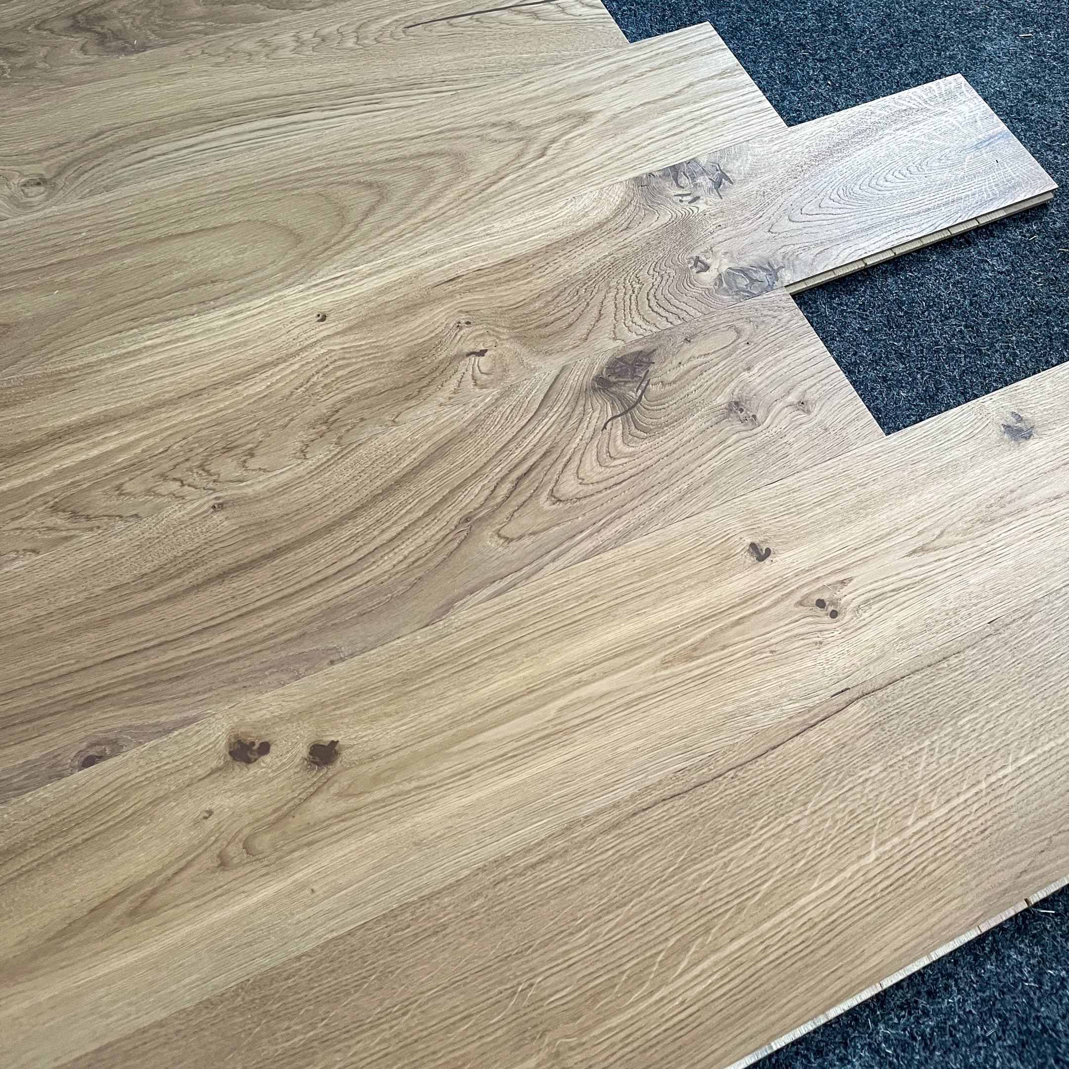 Podłoga Drewniana Dąb Deka 3-Warstwowa Kolor Breslau 13/140/1600-2000mm