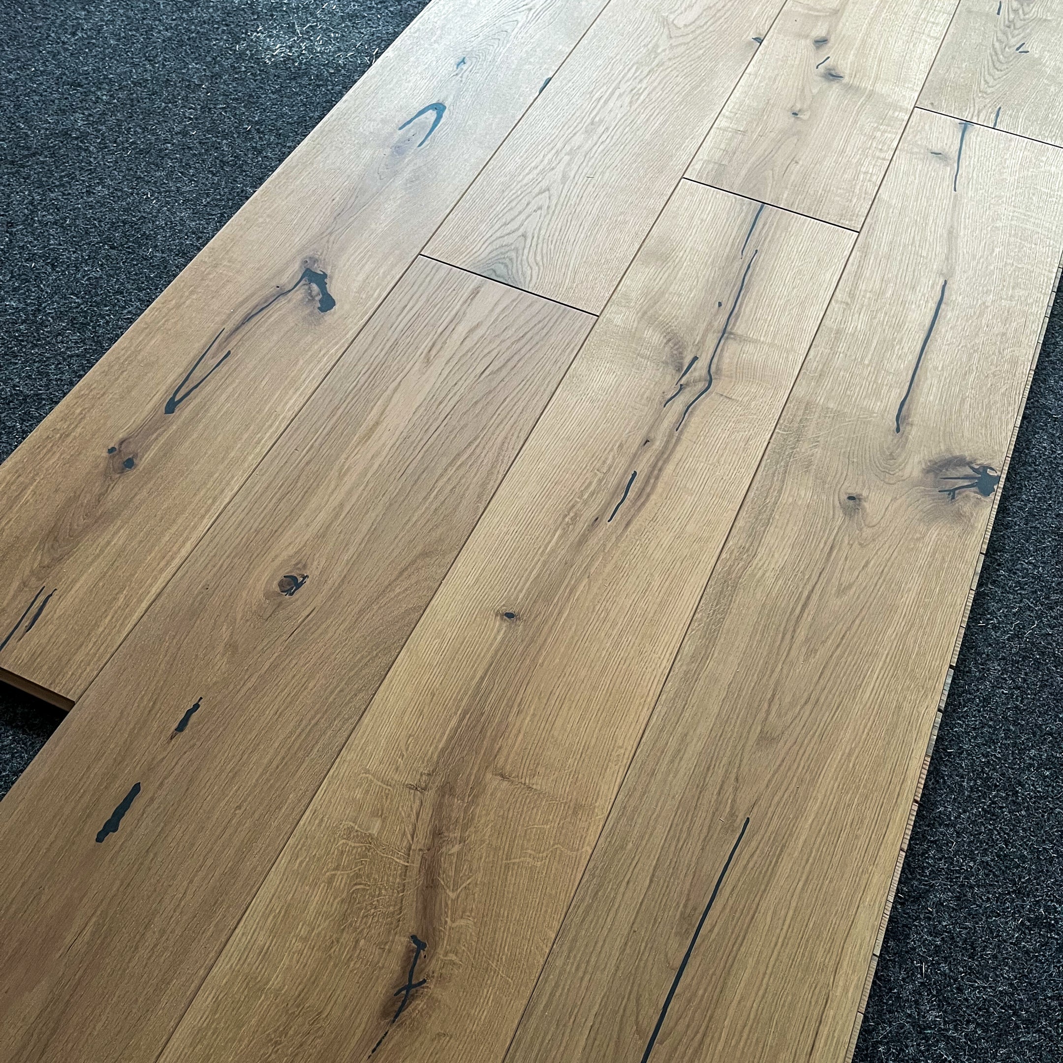 Deska podłogowa 3- Warstwowa dąb kolor Breslau klasa Rustic 15 / 190 / 1080 mm