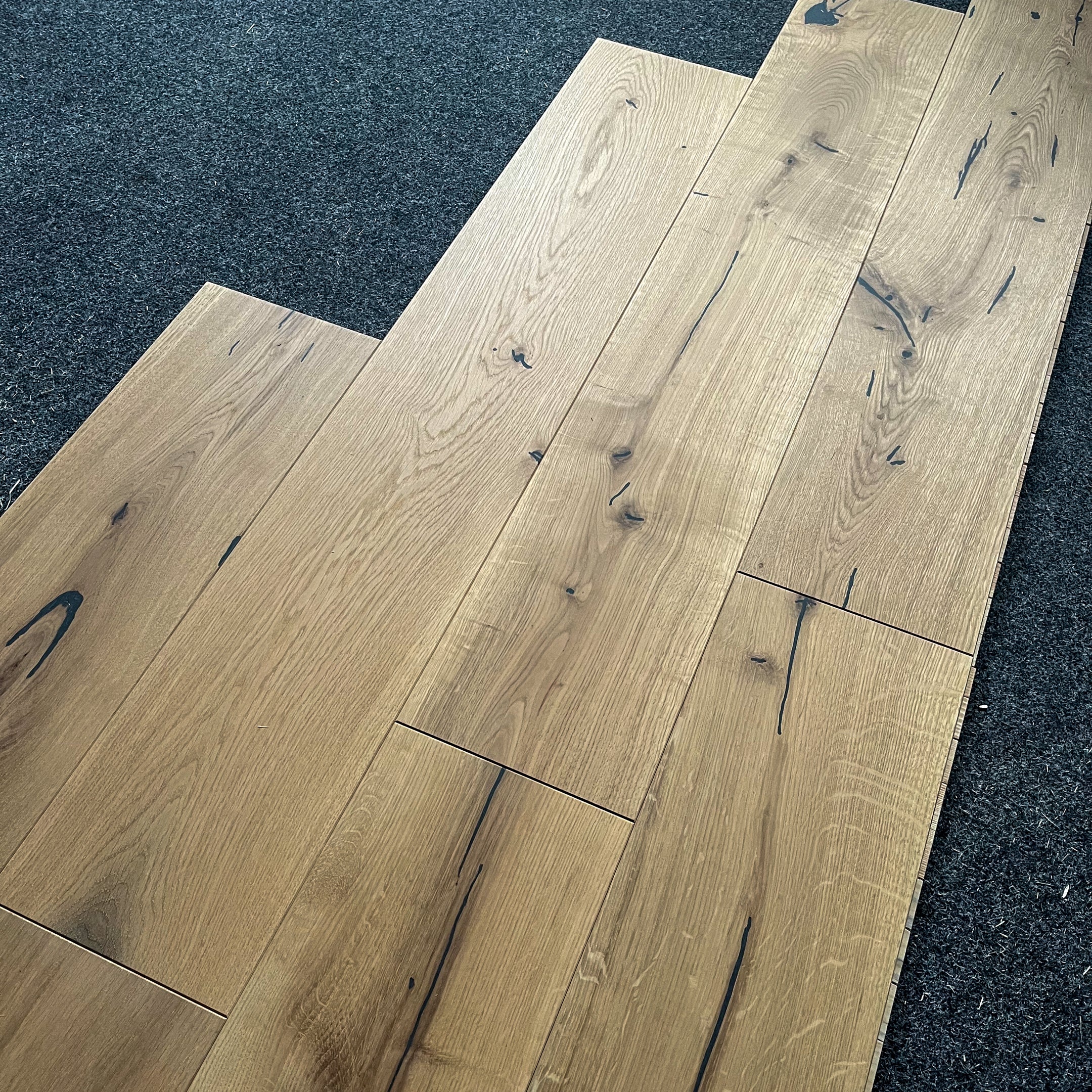 Deska podłogowa 3- Warstwowa dąb kolor Breslau klasa Rustic 15 / 190 / 1080 mm