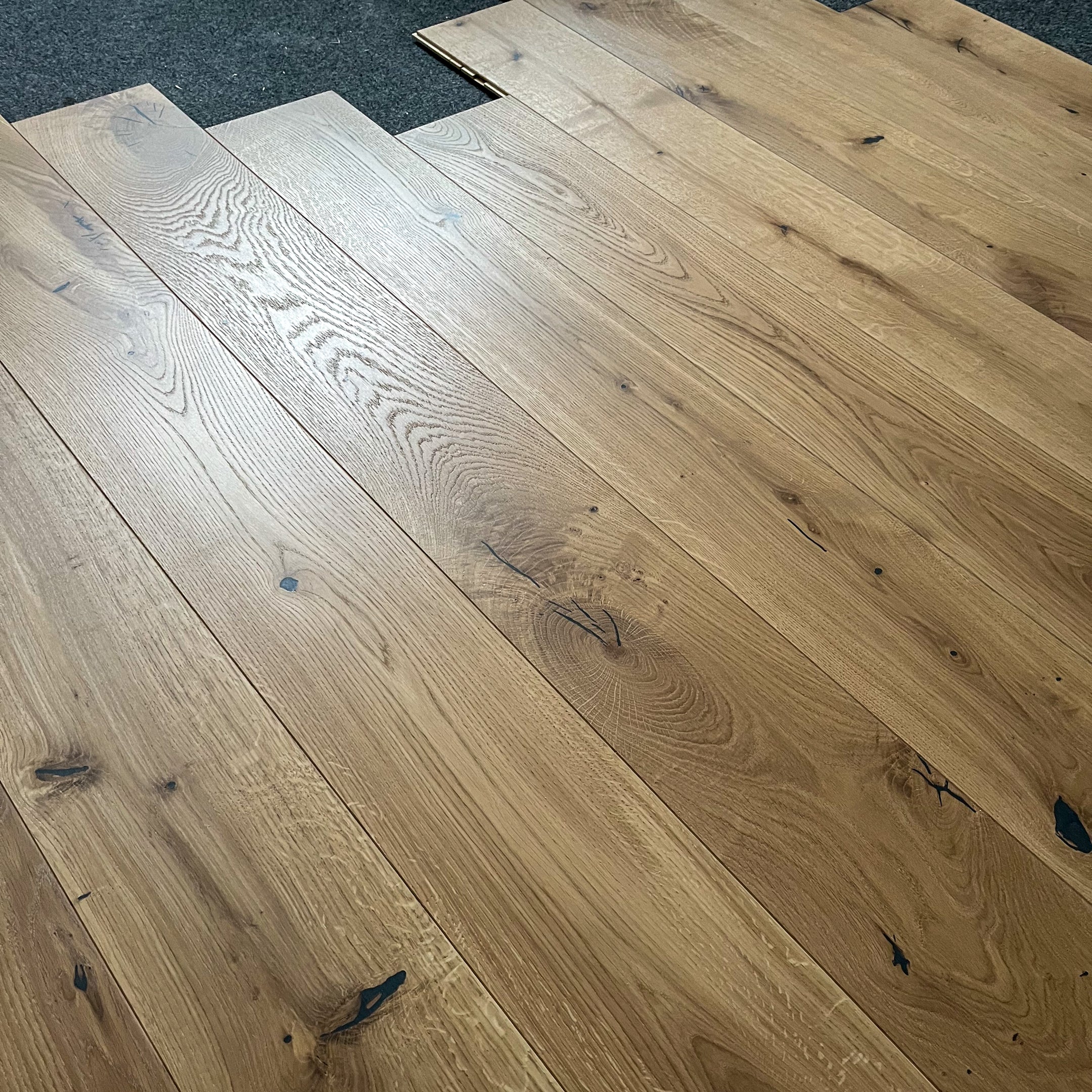 Deska podłogowa 3- Warstwowa dąb kolor Breslau klasa Rustic 15 / 190 / 1600-2200 mm