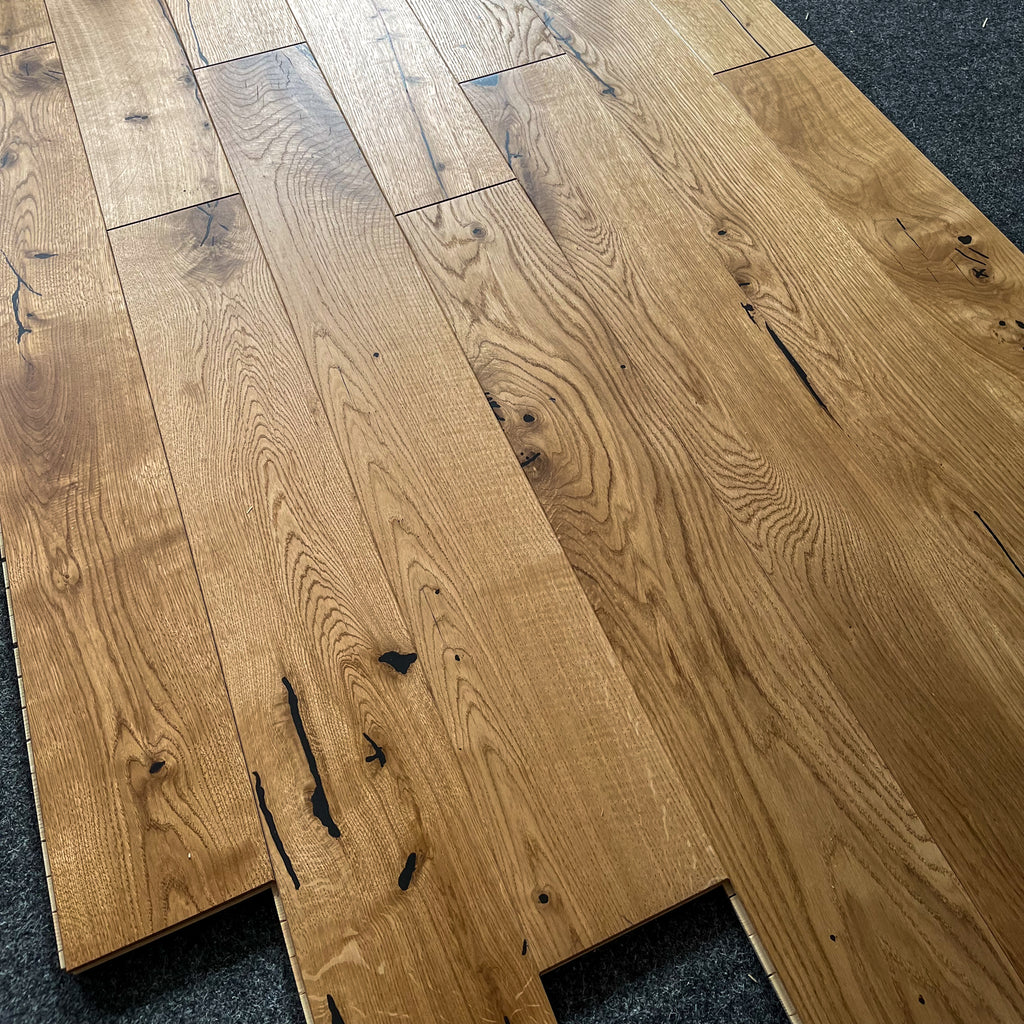 Deska podłogowa 3- Warstwowa dąb kolor Naturalny klasa Rustic 15 / 160 / 1080 mm