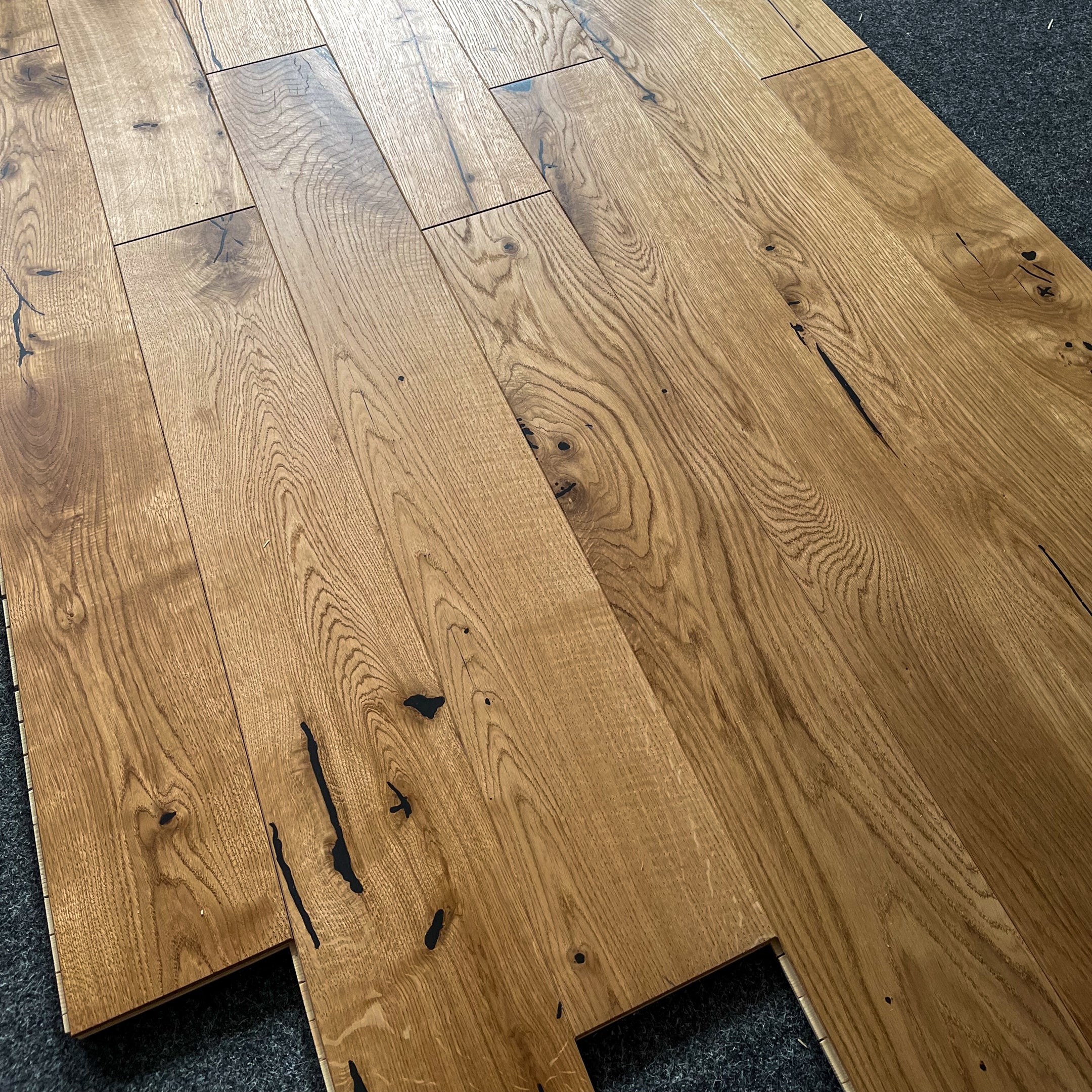 Deska podłogowa 3- Warstwowa dąb kolor Naturalny klasa Rustic 15 / 160 / 1080 mm