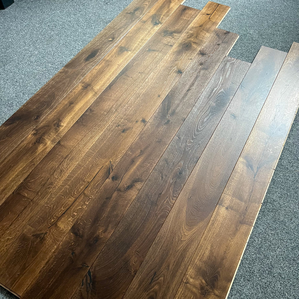 Deska podłogowa 3- Warstwowa dąb kolor Naturalny Wędzony klasa Rustic 13 / 140 / 1600-2400 mm