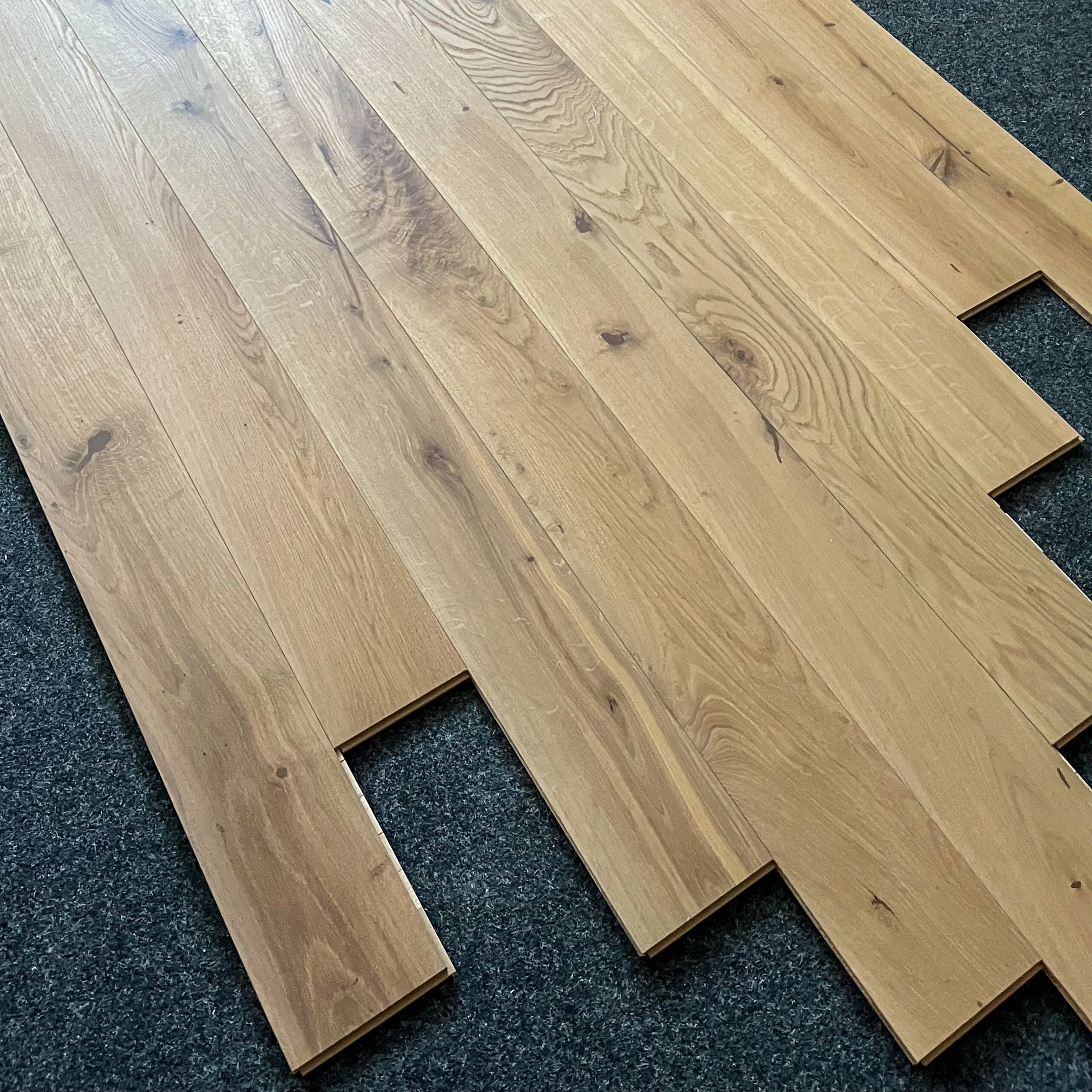 Deska podłogowa 3- Warstwowa dąb kolor Breslaw klasa Rustic 13 / 140 / 1600-2400 mm