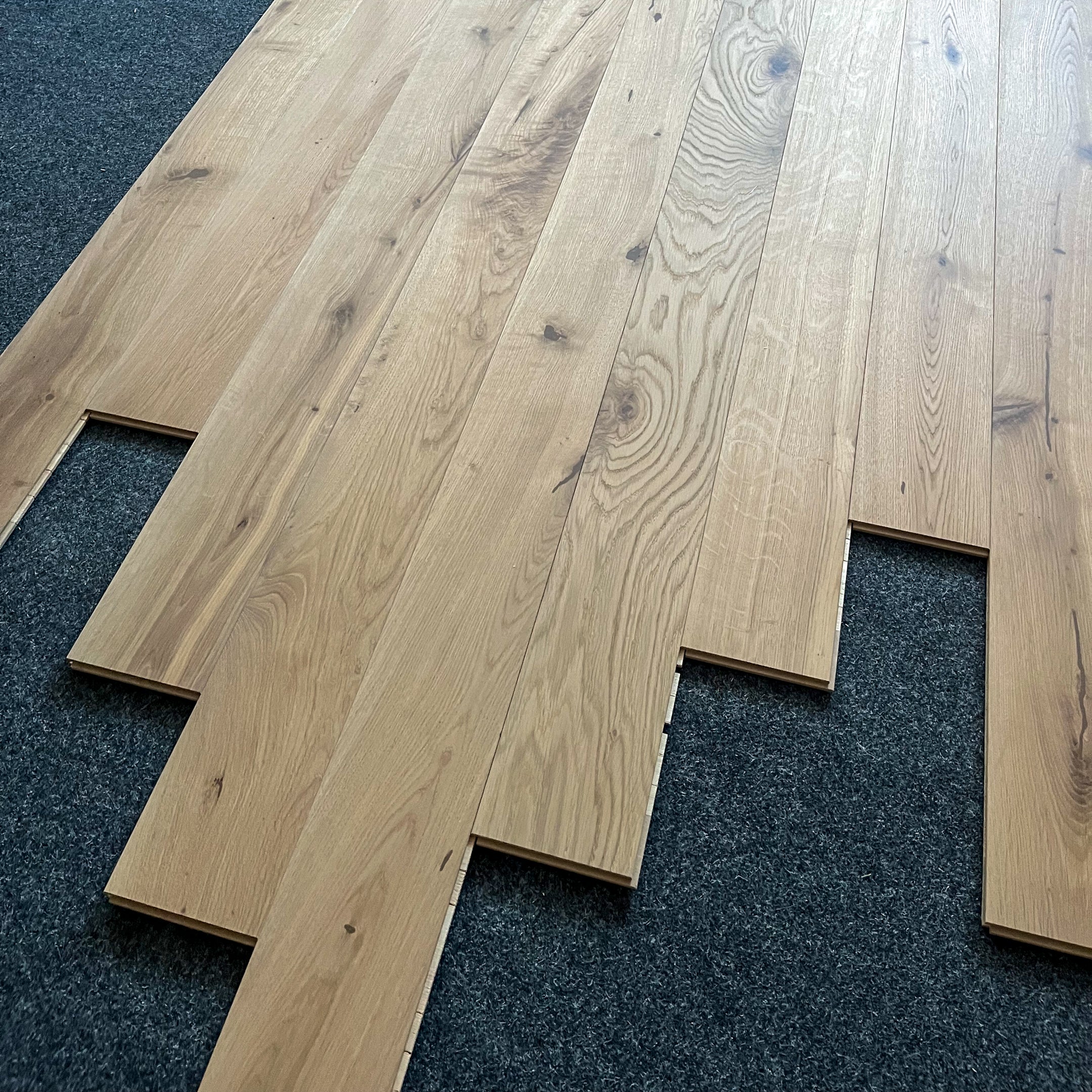 Deska podłogowa 3- Warstwowa dąb kolor Breslaw klasa Rustic 13 / 140 / 1600-2400 mm