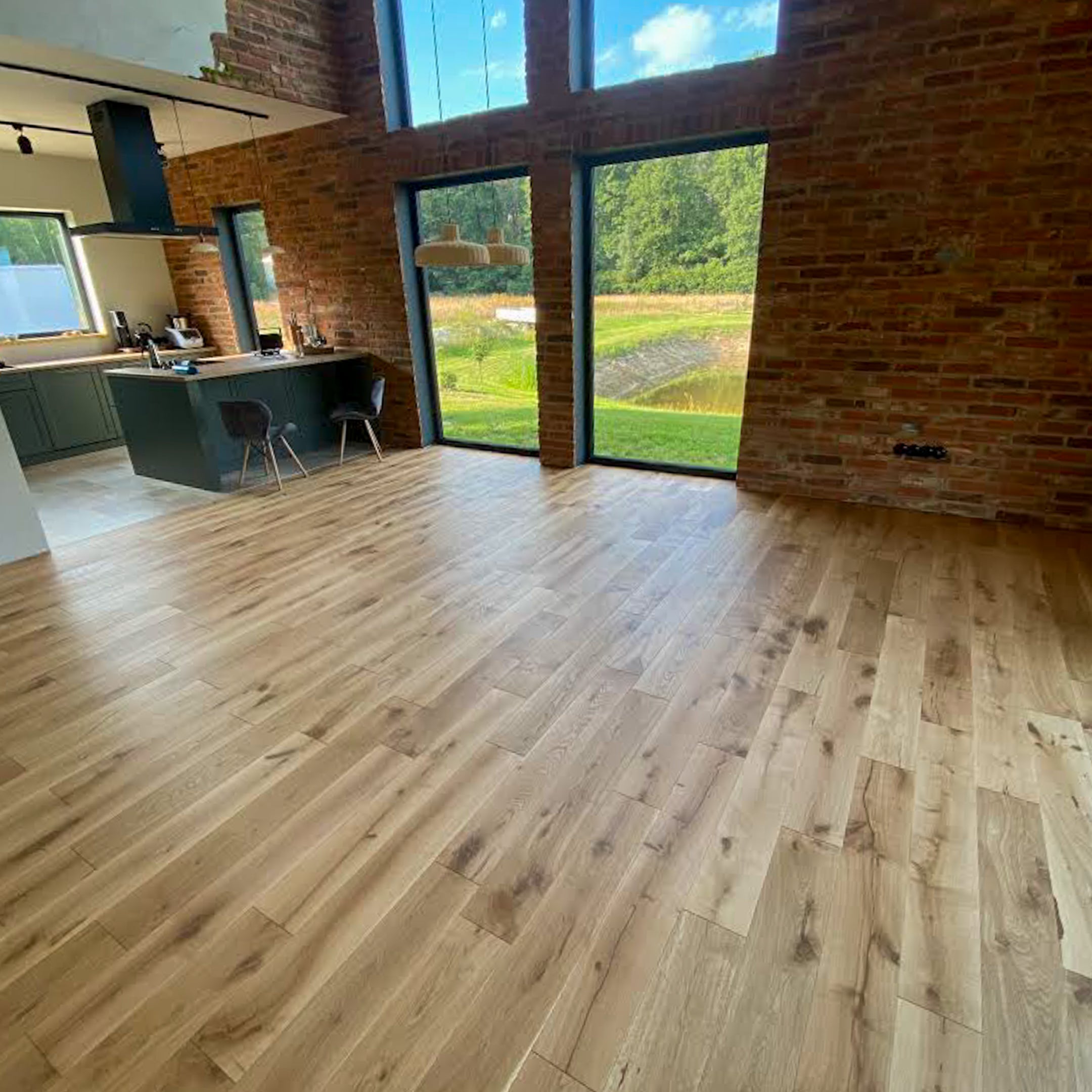 Deska podłogowa 3- Warstwowa Dąb kolor Naturalny klasa Rustic 15 / 160 / 1080 mm