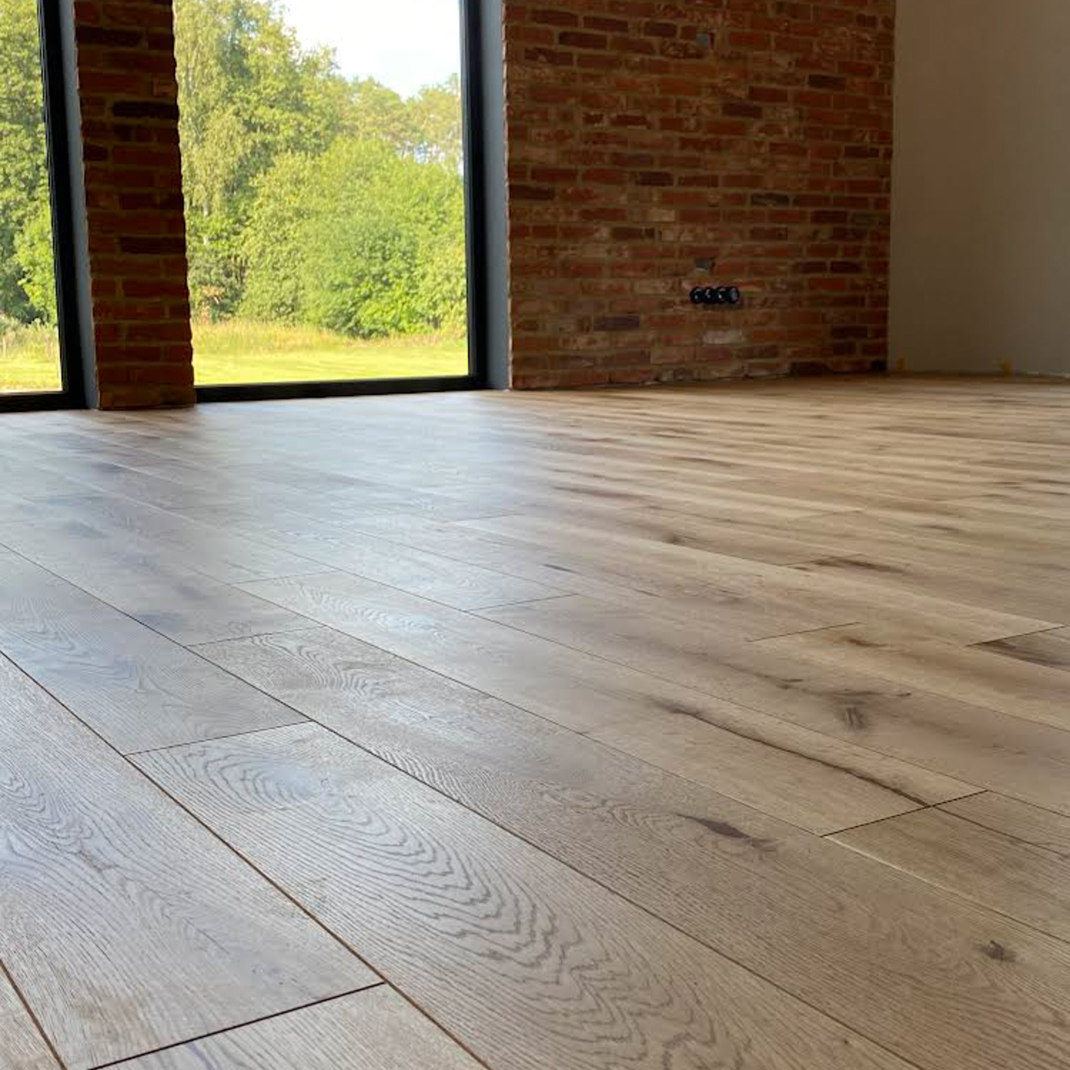 Deska podłogowa 3- Warstwowa Dąb kolor Naturalny klasa Rustic 15 / 160 / 1080 mm