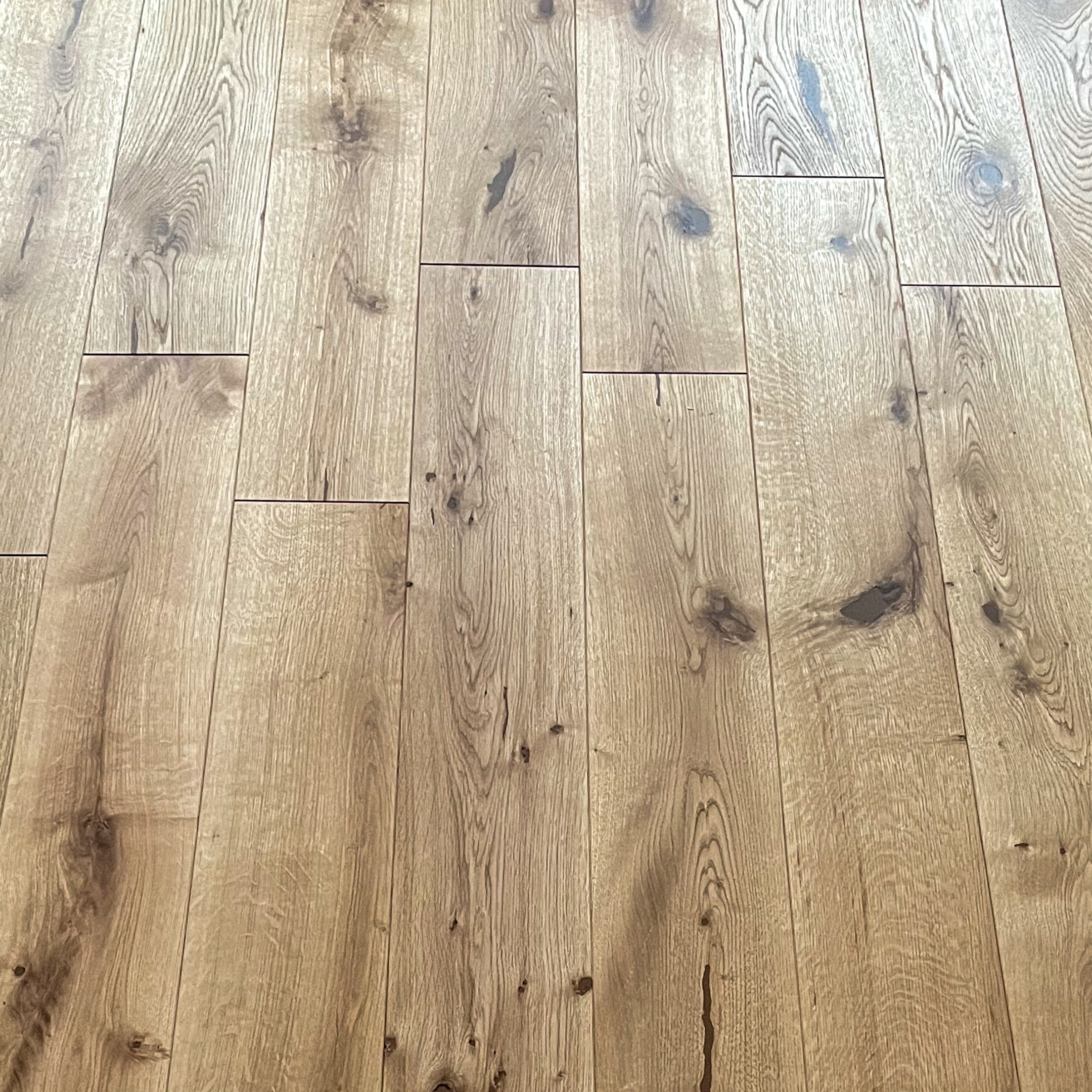 Deska podłogowa 3- Warstwowa Dąb kolor Naturalny klasa Rustic 15 / 160 / 1080 mm