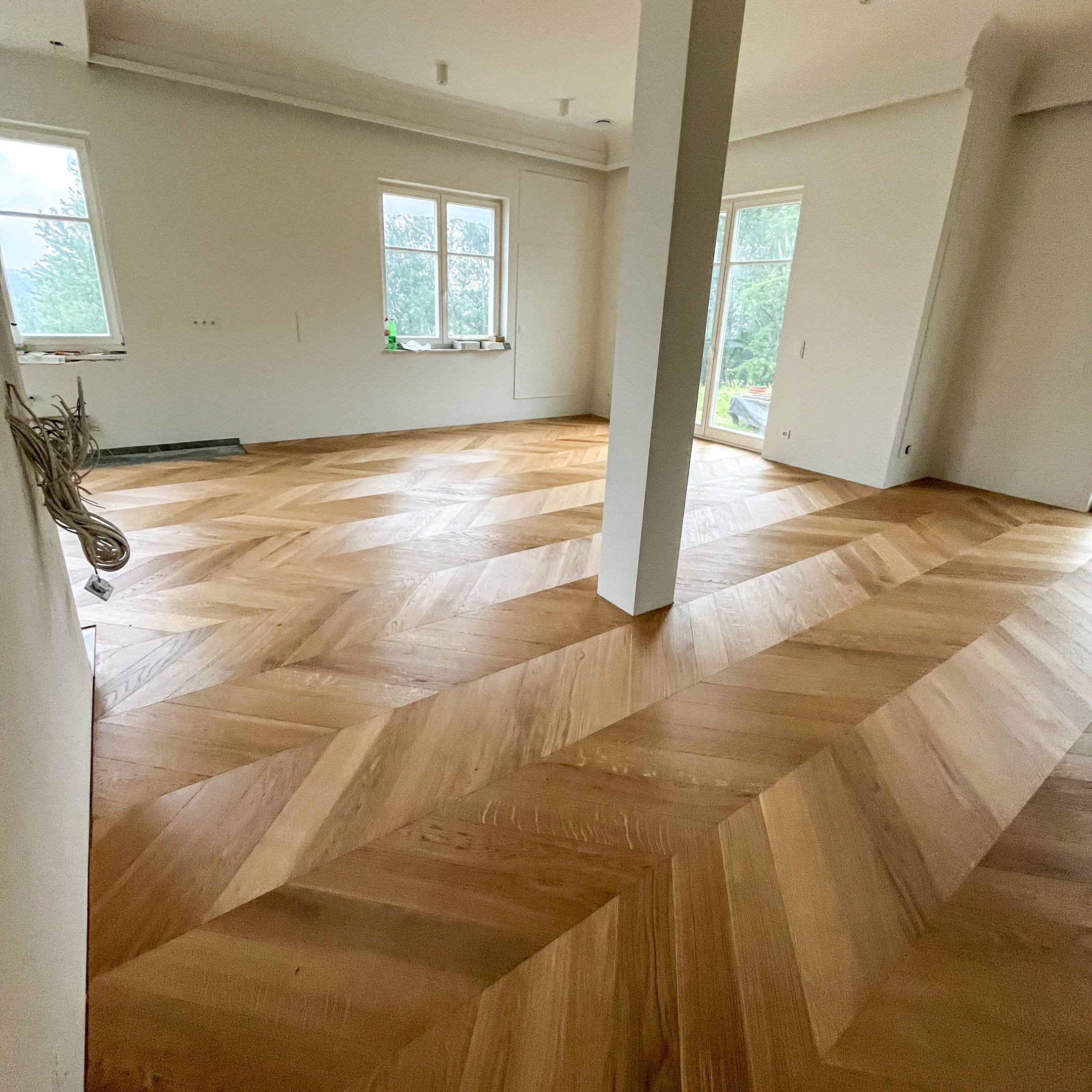 Parkiet 3 - Warstwowy Jodełka Francuska Natur 15 / 140 / 700 mm Kolor Naturalny