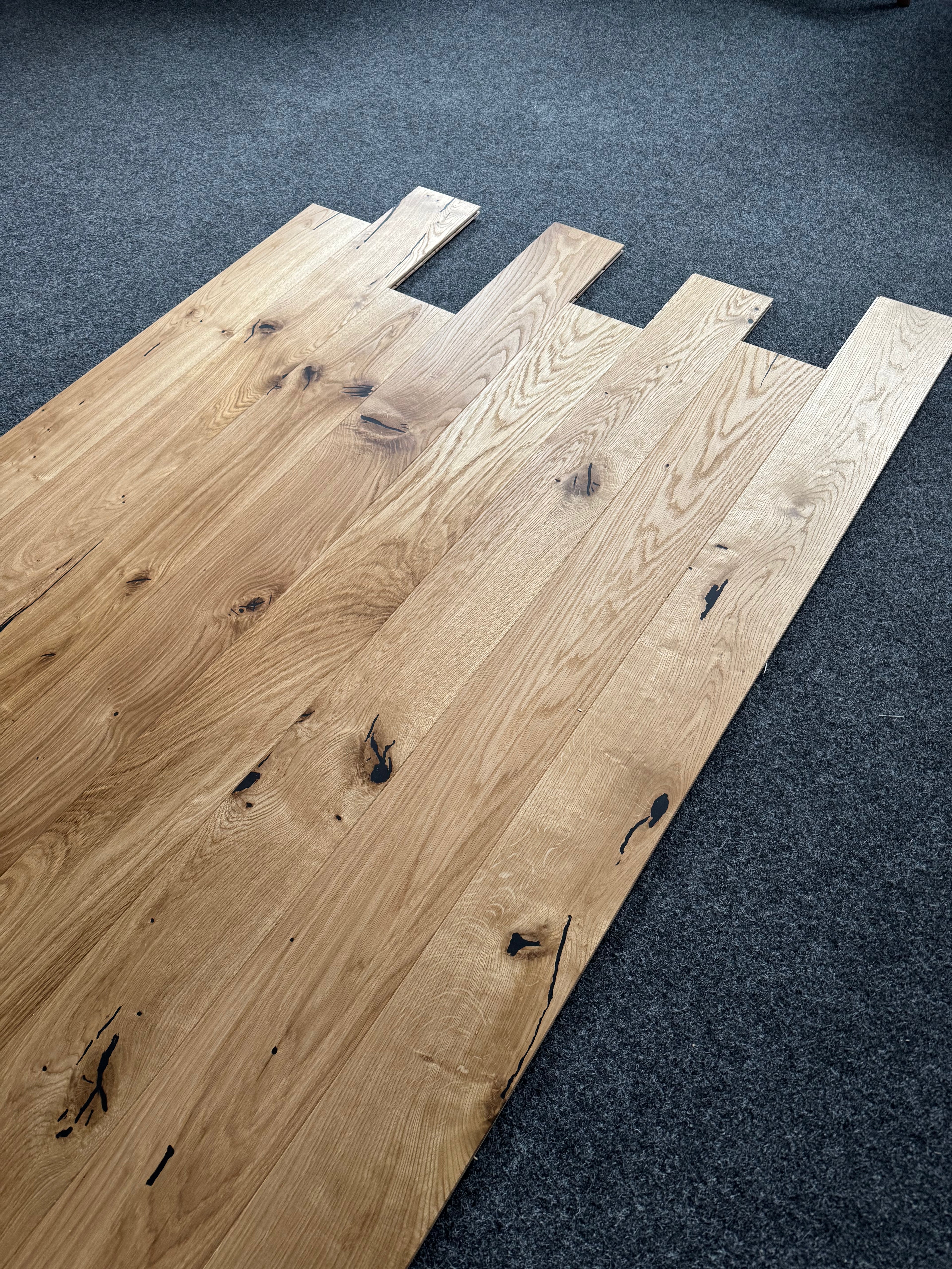 Deska podłogowa 3- Warstwowa dąb kolor Naturalny klasa Rustic 15 / 150 / 2000 mm 259 m2