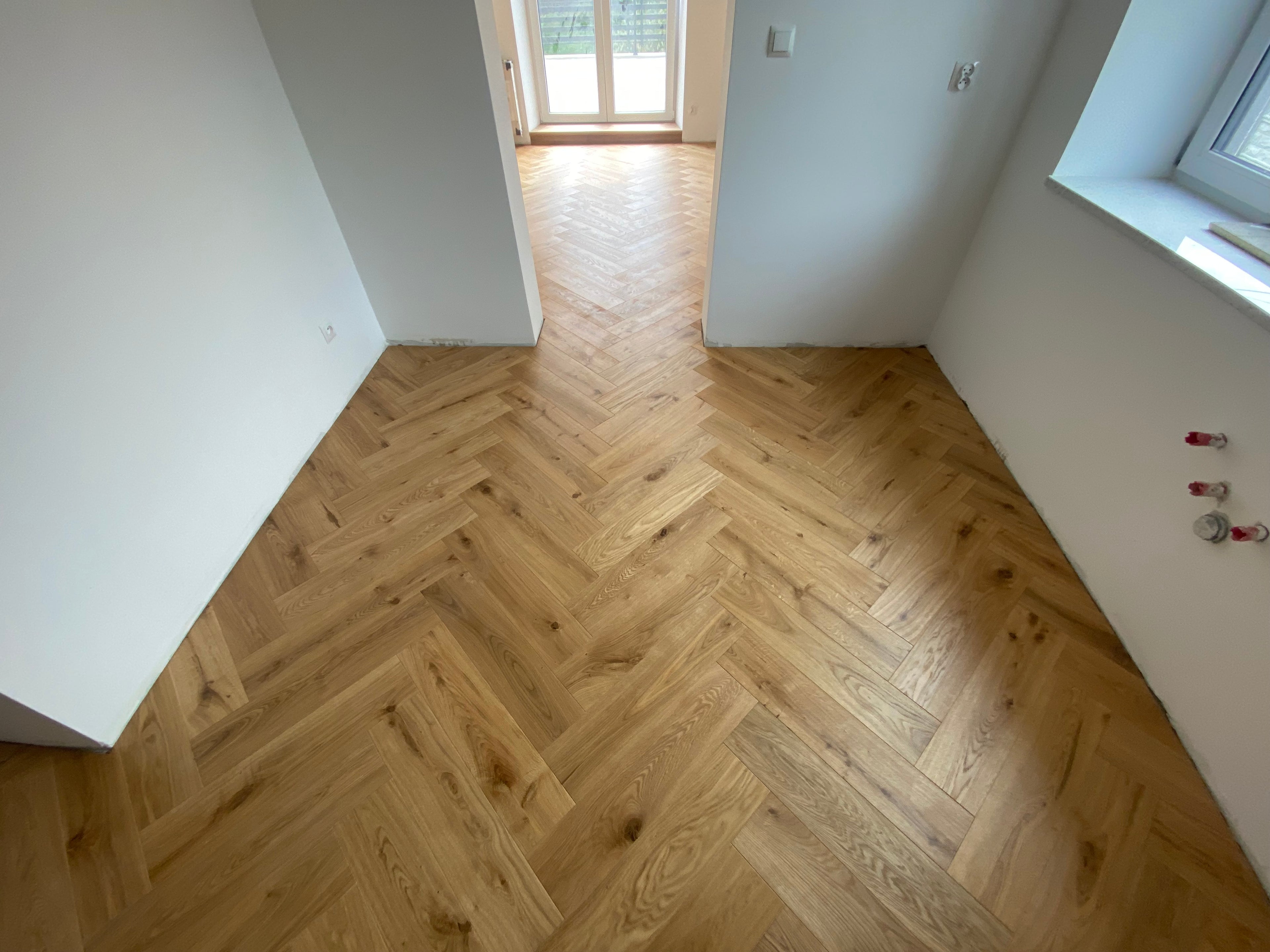 Parkiet 3 - Warstowy Jodełka Klasyczna Rustic 15 / 140 / 700 mm Kolor Naturalny