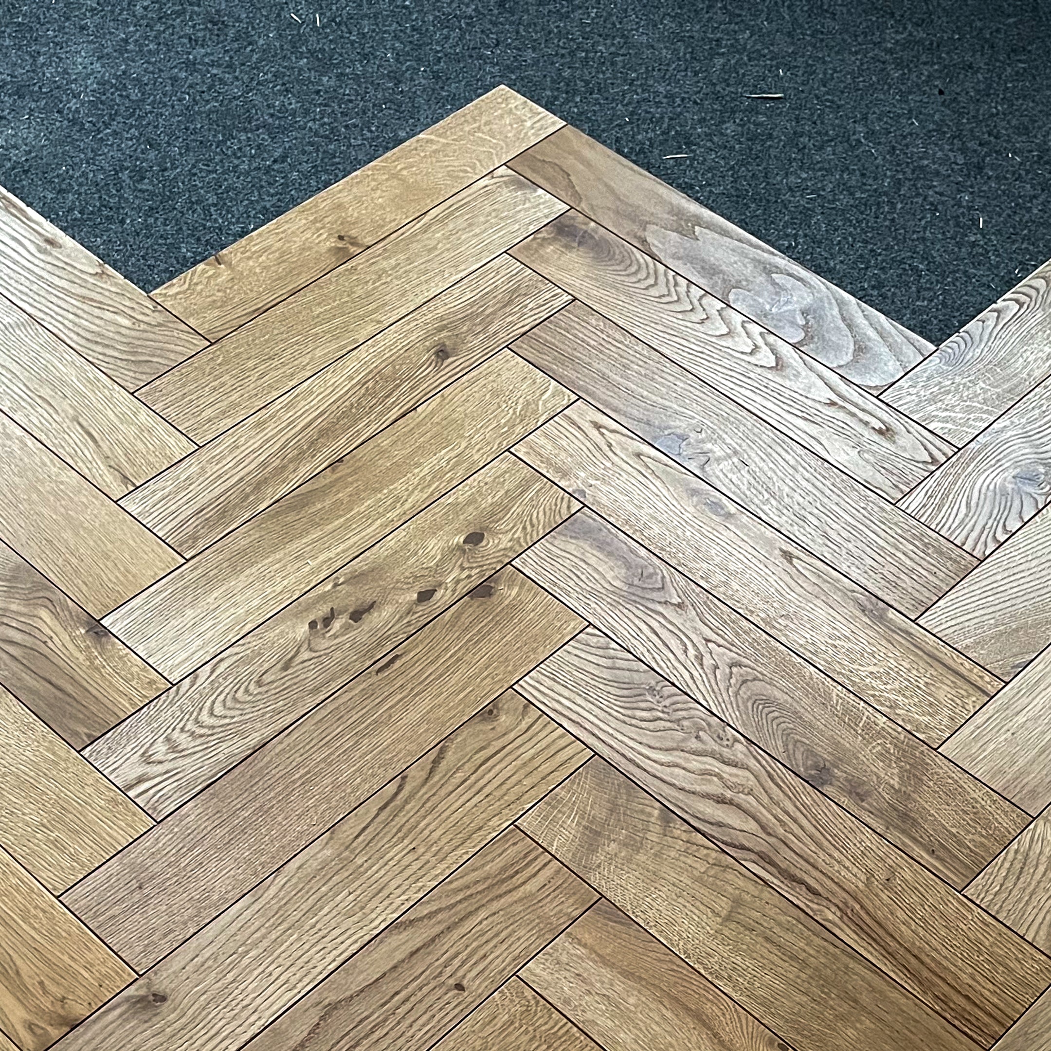 Parkiet 3 - Warstowy Jodełka Klasyczna Rustic 14 / 90 / 450 mm Kolor Naturalny 157 m2