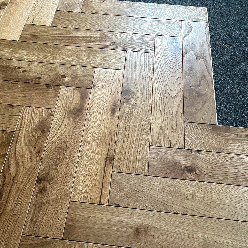 Parkiet 3 - Warstowy Jodełka Klasyczna Rustic 14 / 90 / 450 mm Kolor Naturalny 157 m2