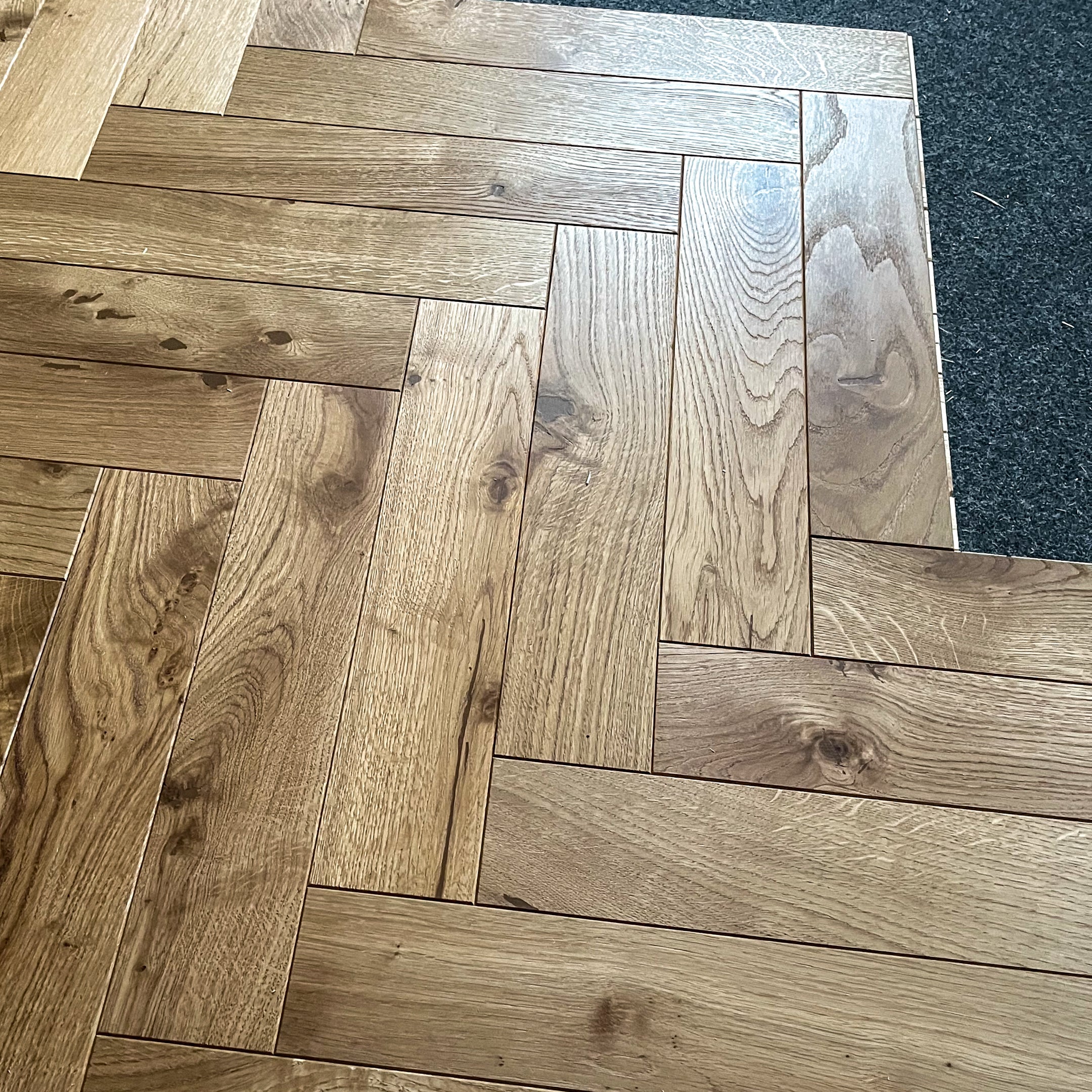 Parkiet 3 - Warstowy Jodełka Klasyczna Rustic 14 / 90 / 450 mm Kolor Naturalny 157 m2