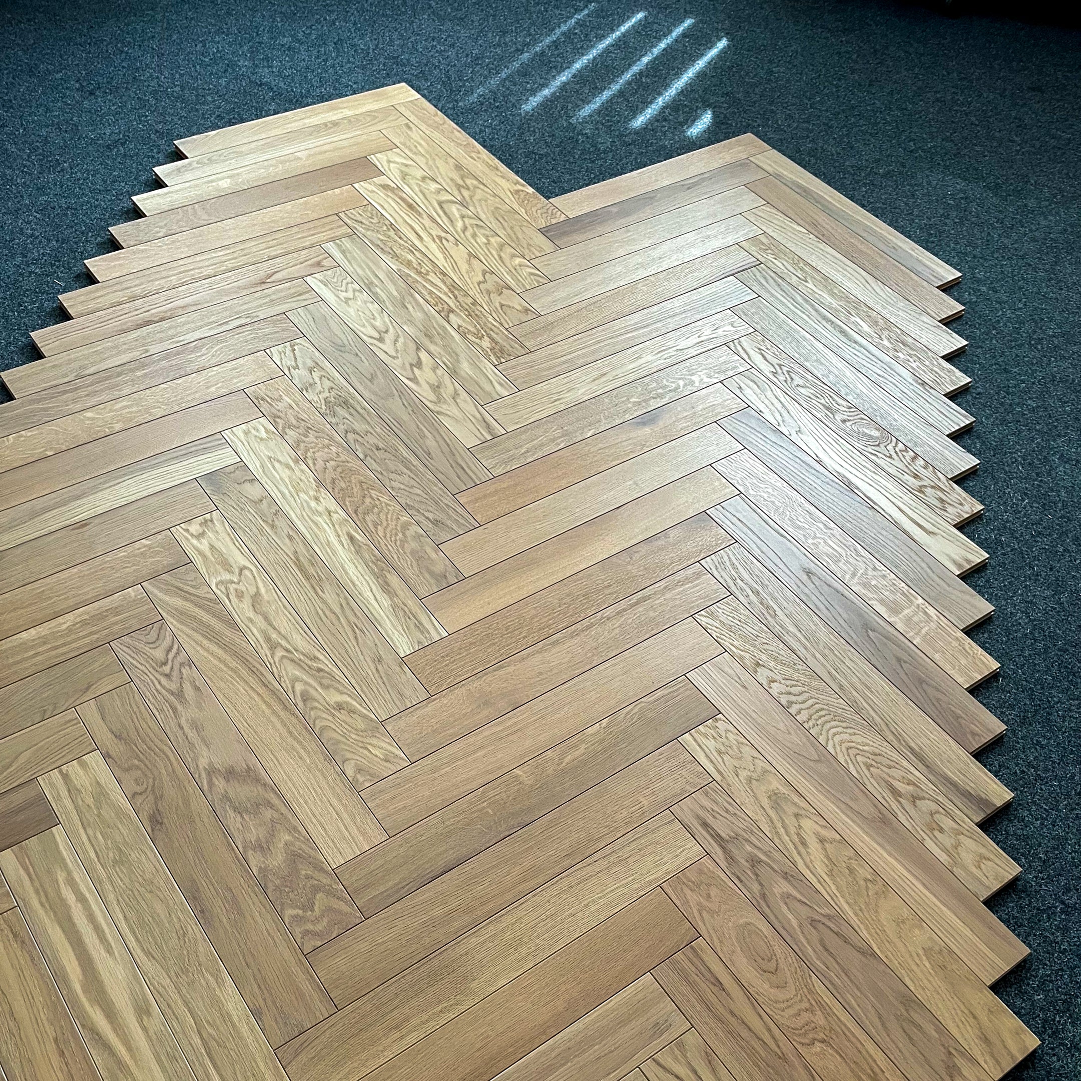 Parkiet 2 - Warstwowy Jodełka Klasyczna Natur 11 / 70 / 490 mm Kolor Biały