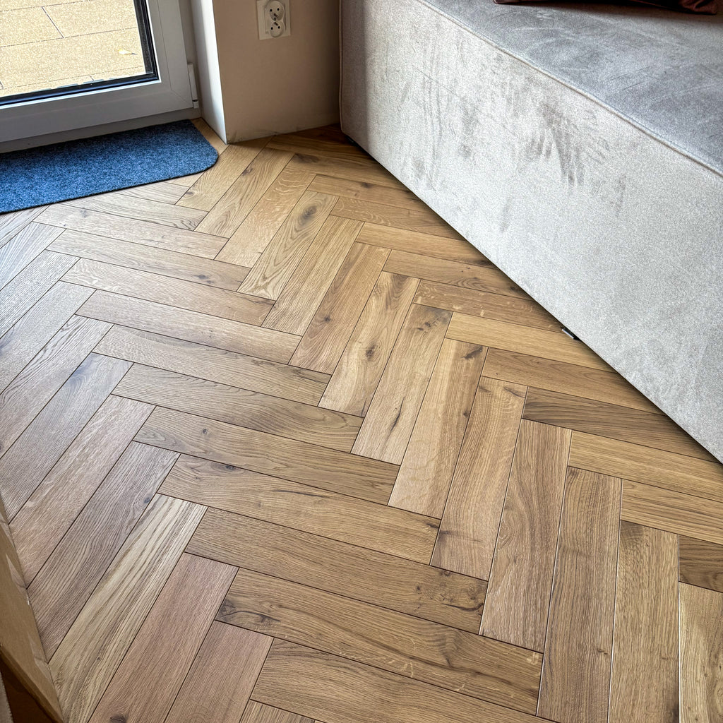Parkiet 3 - Warstowy Jodełka Klasyczna Rustic 15 / 80 / 400 mm Kolor Breslau 10 m2