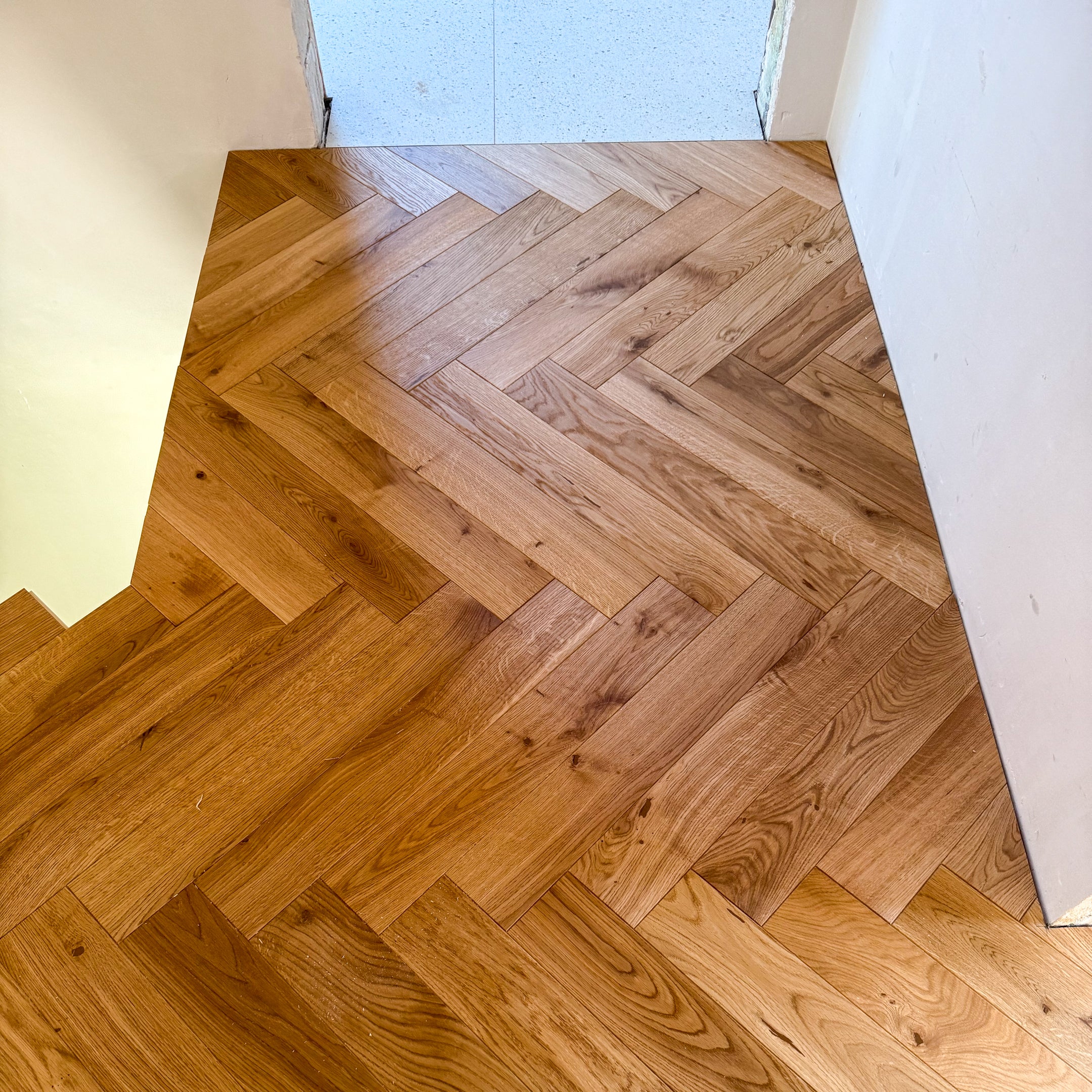 Parkiet 3 - Warstwowy Jodełka klasyczna Rustic 15 / 100 / 600 Kolor Naturalny