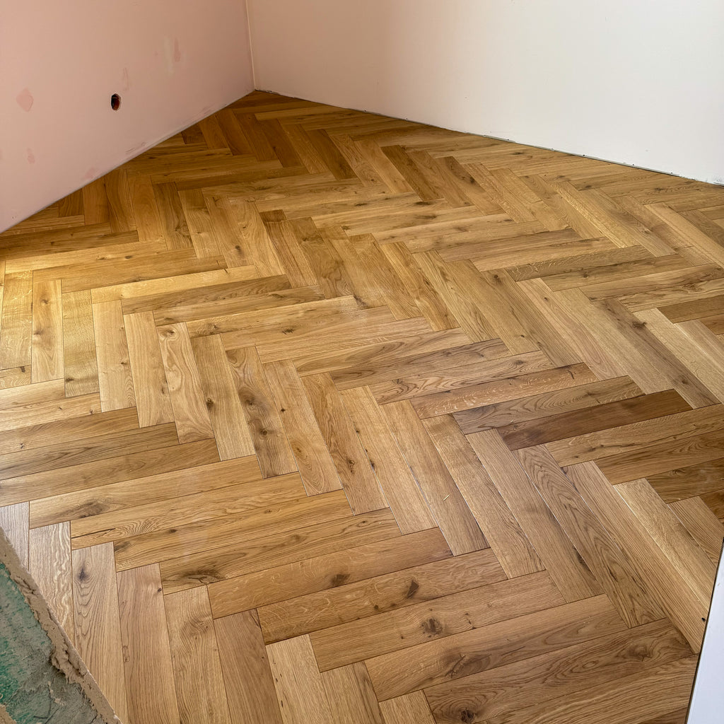Parkiet 3 - Warstwowy Jodełka klasyczna Rustic 15 / 100 / 600 Kolor Naturalny