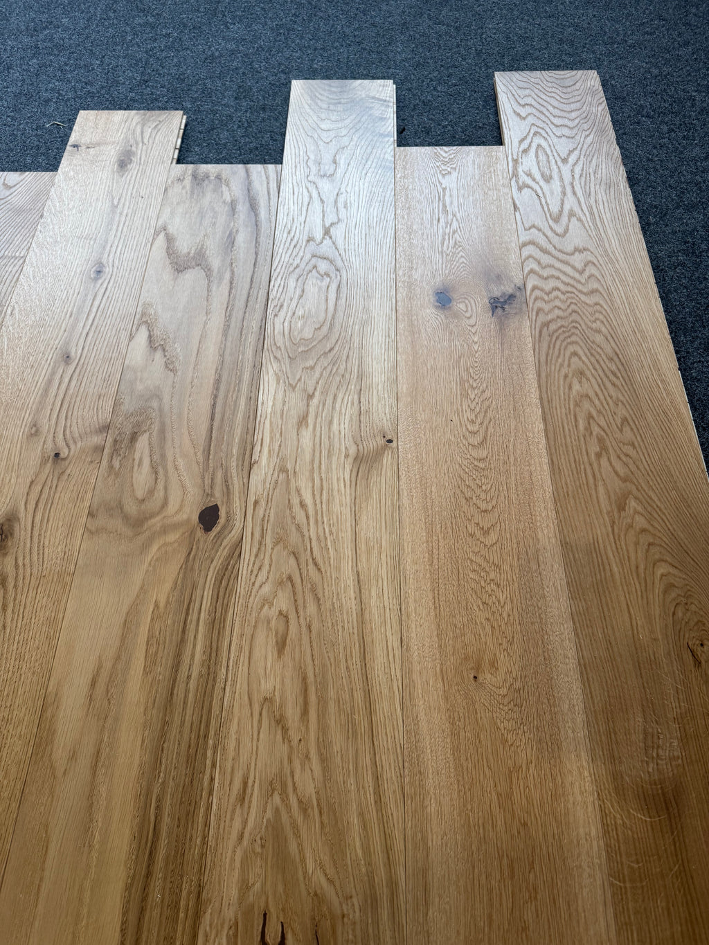 Deska podłogowa 3- Warstwowa dąb kolor Naturalny klasa Rustic 15 / 190 / 1600 mm 154 m2