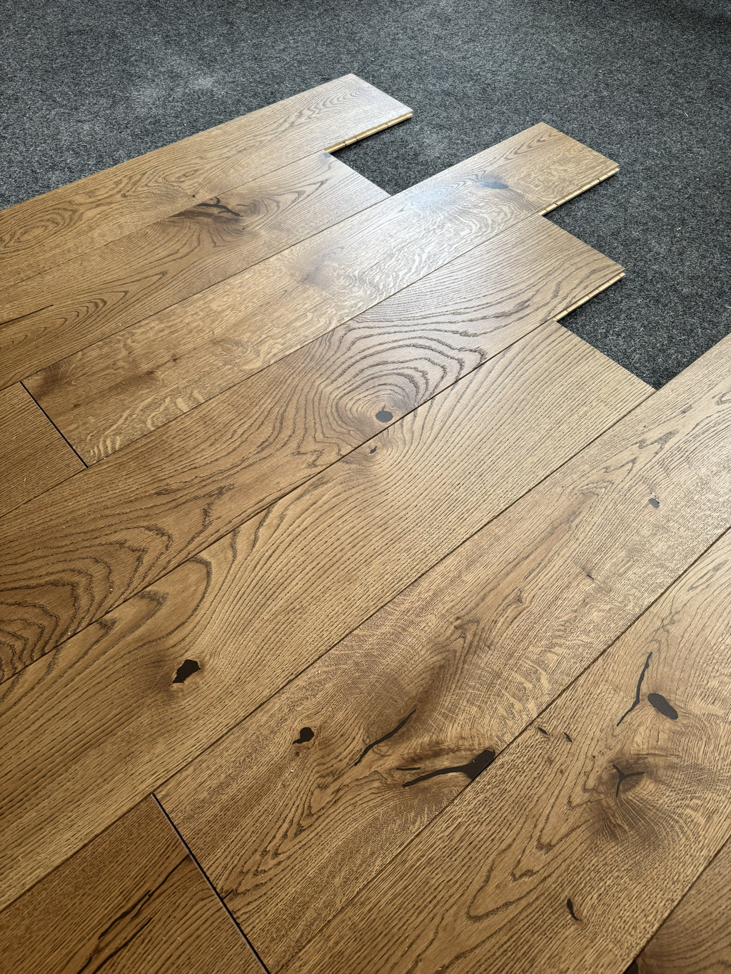 Deska podłogowa 3- Warstwowa dąb kolor Rzeszów klasa Rustic 14 / 190 / 1080 mm 226 m2