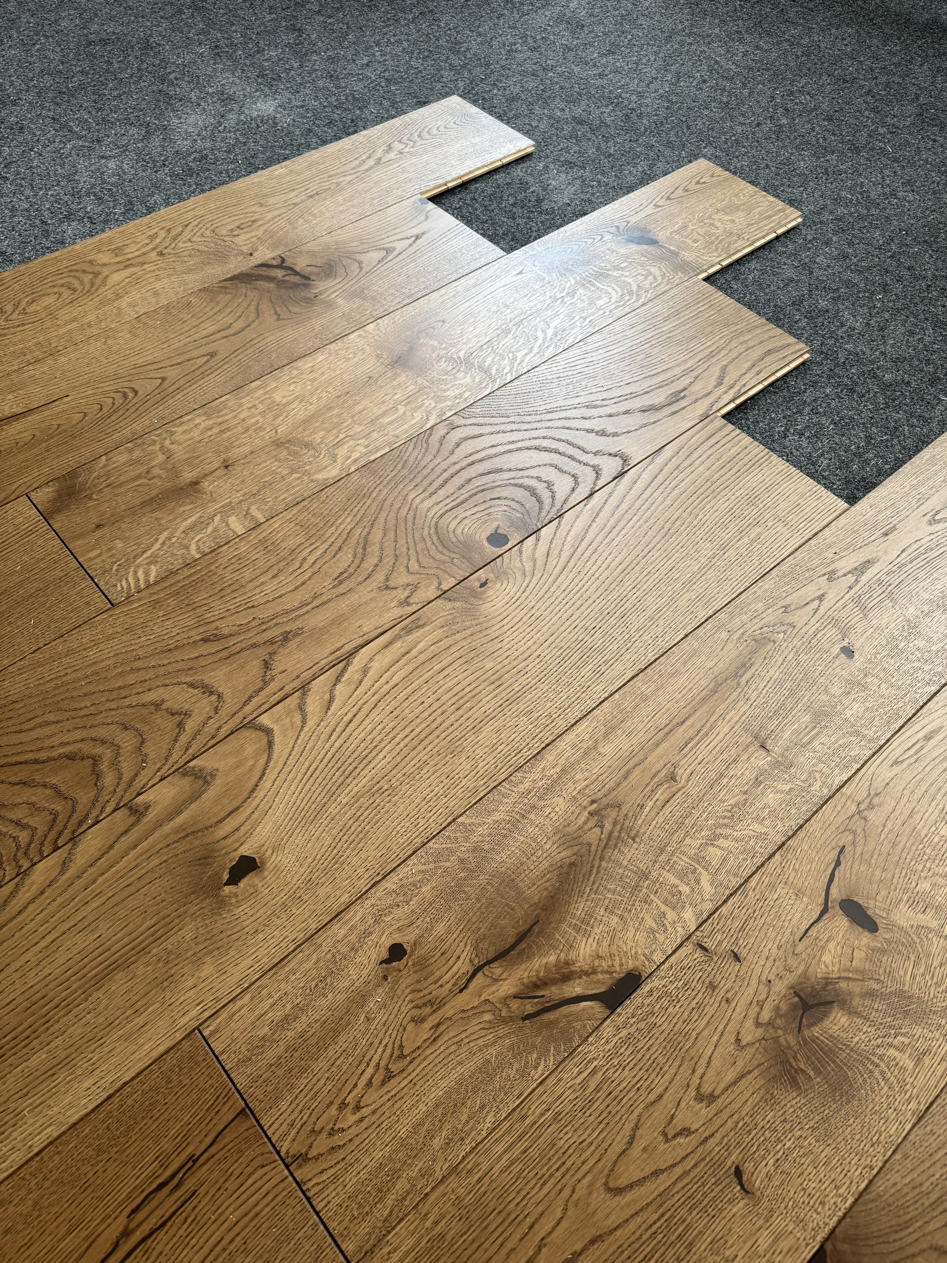 Deska podłogowa 3- Warstwowa dąb kolor Rzeszów klasa Rustic 14 / 190 / 1080 mm 226 m2