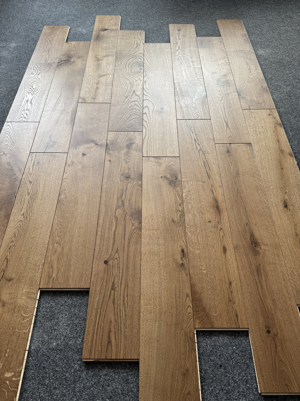 Deska podłogowa 3- Warstwowa dąb kolor Rzeszów klasa Rustic 14 / 190 / 1080 mm 226 m2