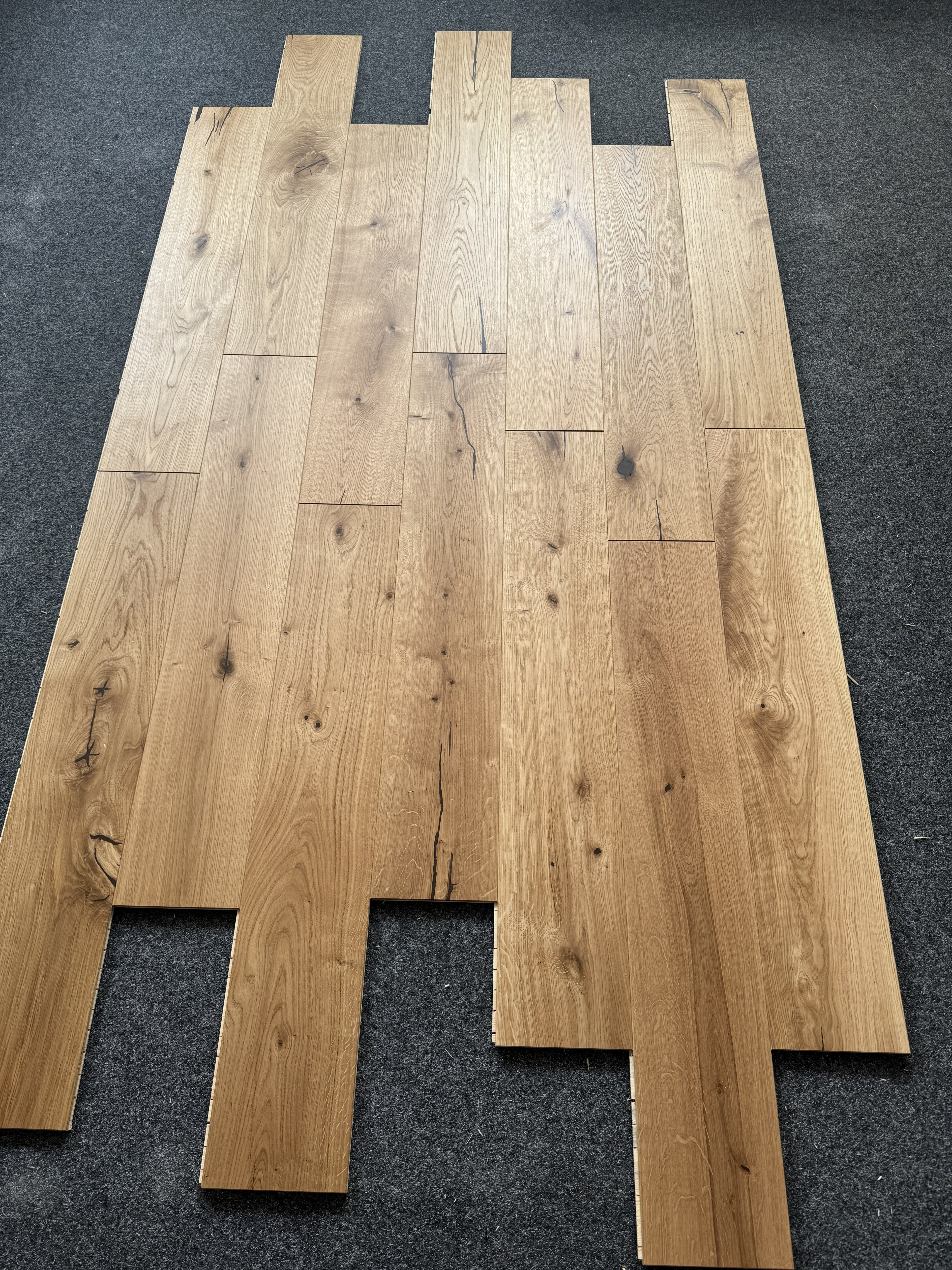 Deska podłogowa 3- Warstwowa dąb kolor Naturalny klasa Rustic 14 / 190 / 1080 mm 228 m2
