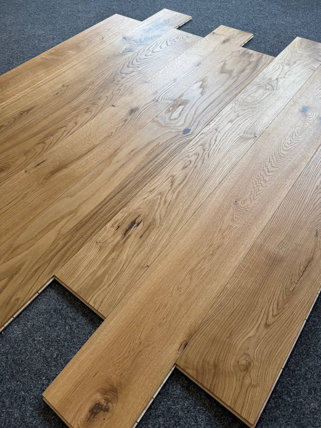 Deska podłogowa 3- Warstwowa dąb kolor Naturalny klasa Rustic 15 / 190 / 1600 mm 154 m2
