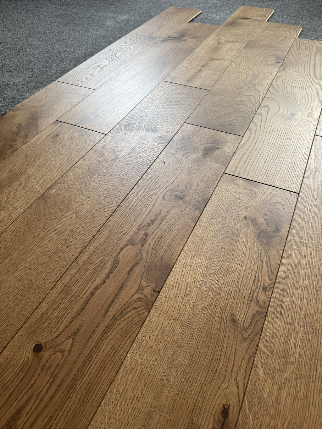 Deska podłogowa 3- Warstwowa dąb kolor Rzeszów klasa Rustic 14 / 190 / 1080 mm 226 m2